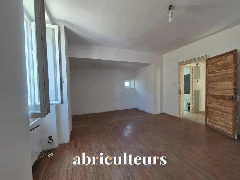 Ensemble immobilier à rénover en vente à Jarnac (16200) - Photo 3