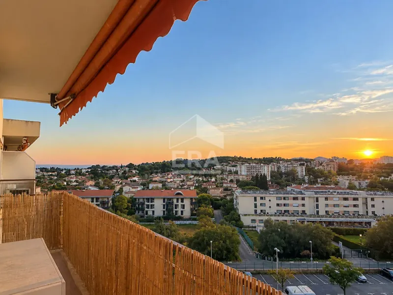 Appartement à vendre, 3 pièces, Le Cannet