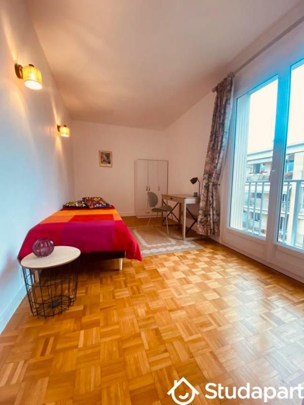Chambre dans une colocation de 12m2