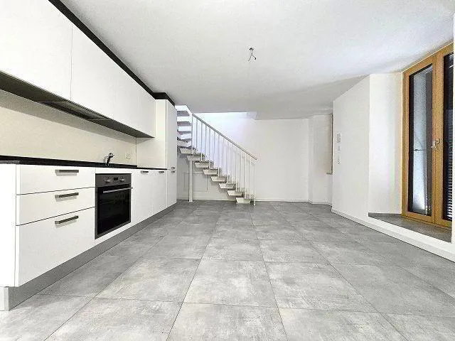 Studio im EG eines 4-Familienhauses / Einzimmerwohnung in einer renovierten 4-App.Wohnung - Photo 4