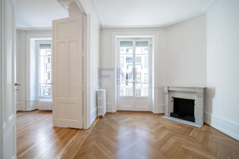 Appartement à louer, 4 pièces, Geneva