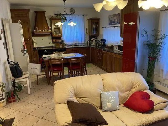 4 1/2-Zi-Wohnung im EG in 2 Familienhaus / 4 1/2-Zimmer-Wohnung im Erdgeschoss in Zweifamilienhaus - Photo 4