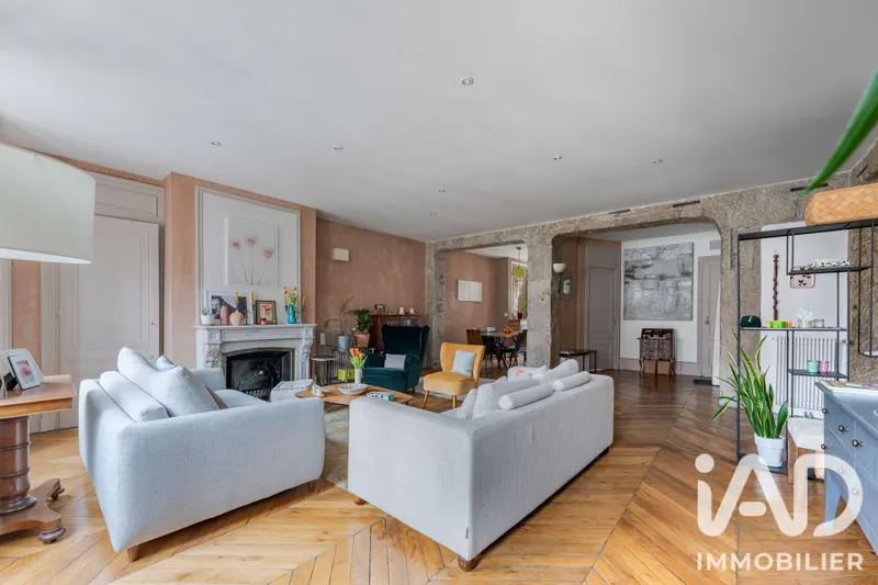 Vente Appartement 5 pièces - Photo 2