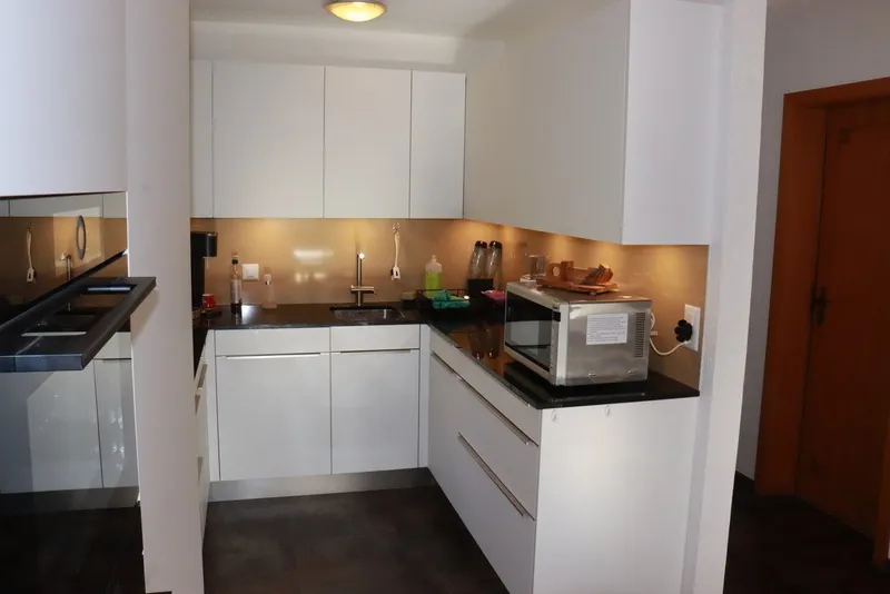 Grosszügiges Wohnen mit modernem Charme und extra Ankleidezimmer! - Photo 3