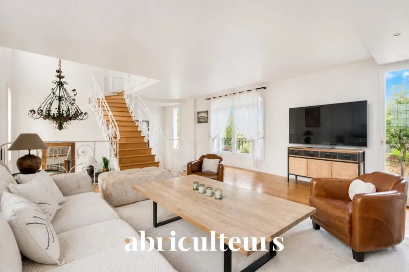 Maison individuelle atypique avec jardin et studio indépendant – Garches - Photo 4