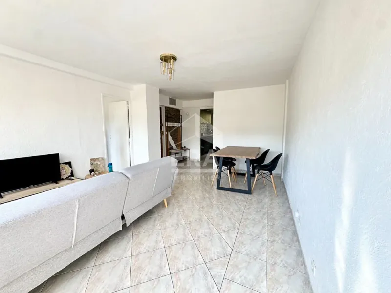 Grasse, Location meublée 4 pièces. - Photo 2