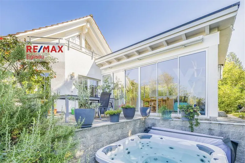 Maison à vendre, 7 pièces, 241 m², Rafz