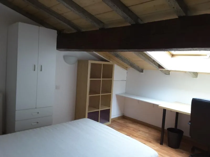 T3 - Photo 2