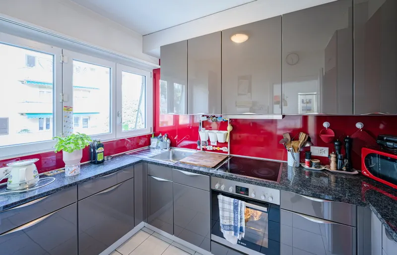 INVESTMENT OPPORTUNITY IN THE SCHOSSHALDEN NEIGHBORHOOD OF BERNE (4.76%) - Photo 3