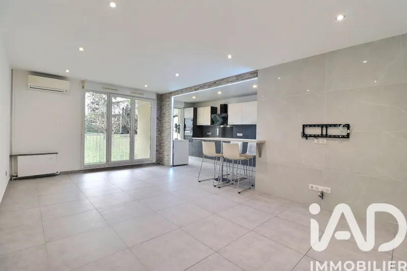 Vente Appartement 5 pièces - Photo 2