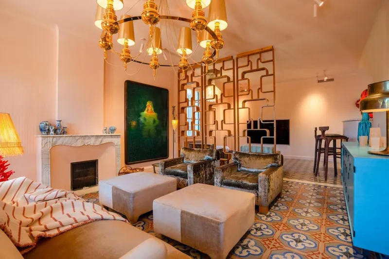 SAINT-TROPEZ – VILLA DE CHARME AVEC PARC PAYSAGER ET PISCINE - Photo 4