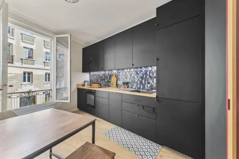 Vente Appartement de luxe Paris 18 3 Pièces 74 m² - Photo 3