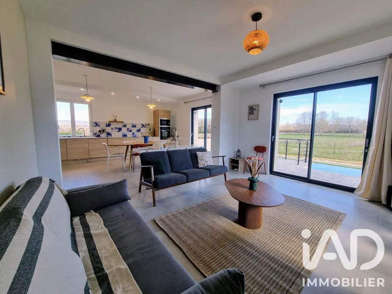 Vente Maison/villa 5 pièces - Photo 2