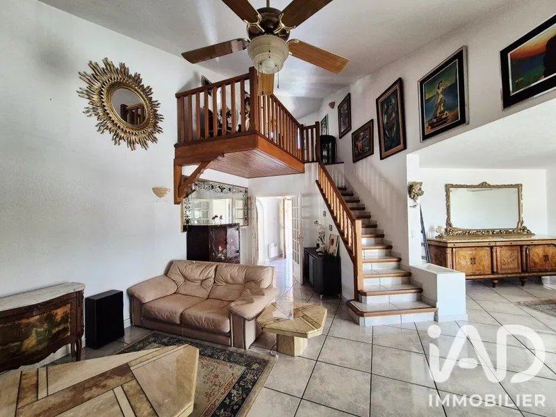 Vente Maison/villa 5 pièces - Photo 2