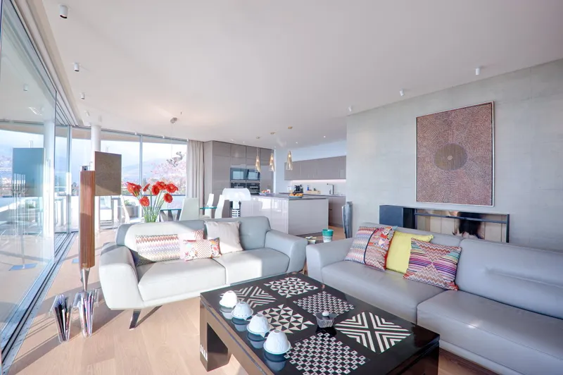 VEVEY - MAGNIFIQUE APPARTEMENT DE 4.5 PIECES AVEC SUPERBE VUE SUR LE - Photo 5
