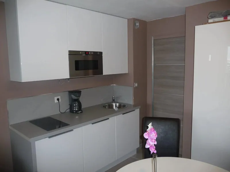 T2 VUE MER - CANNES LA BOCCA - RENOVE - Photo 4