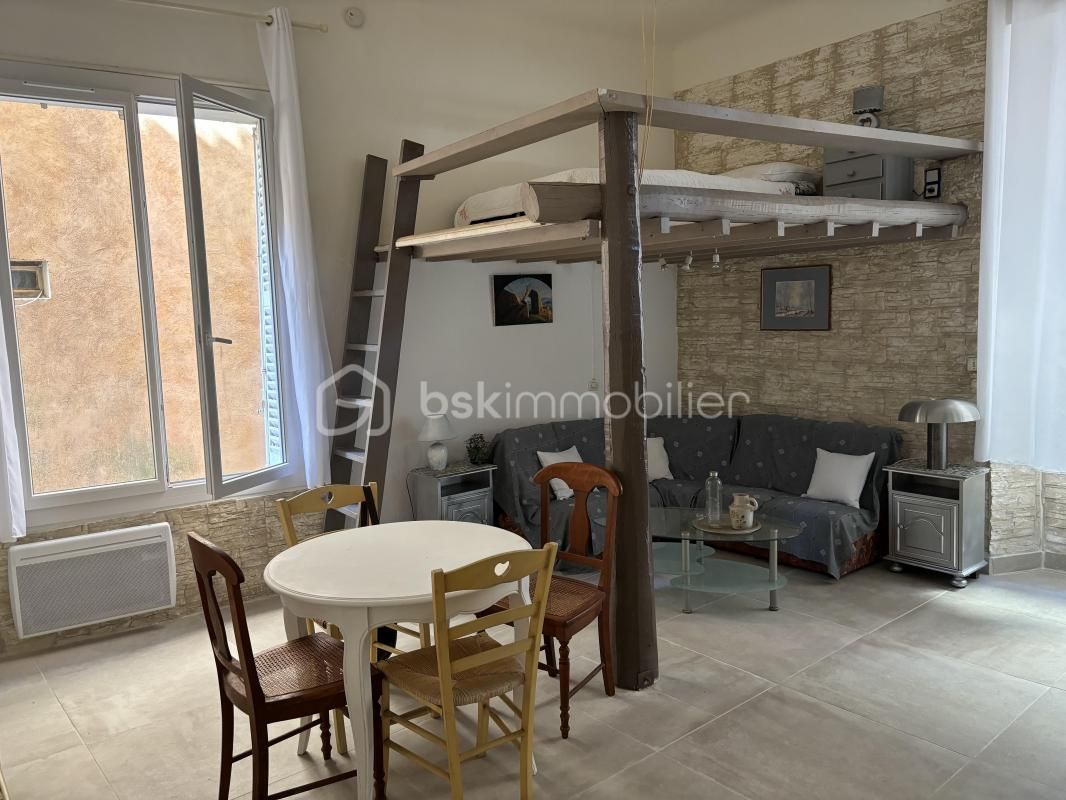 Tres bel Appartement rénové et meublé