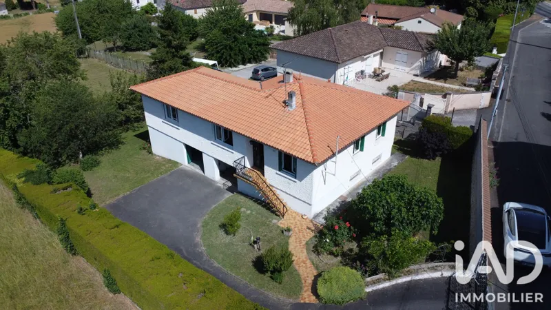 Vente Maison/villa 5 pièces - Photo 2