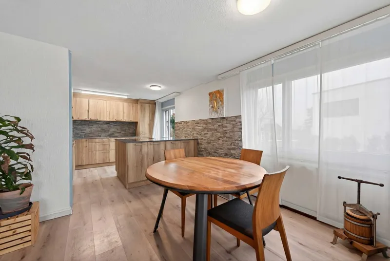 5.5-ROOM SEMI-DETACHED HOUSE WITH MOUNTAIN VIEWS - Photo 3