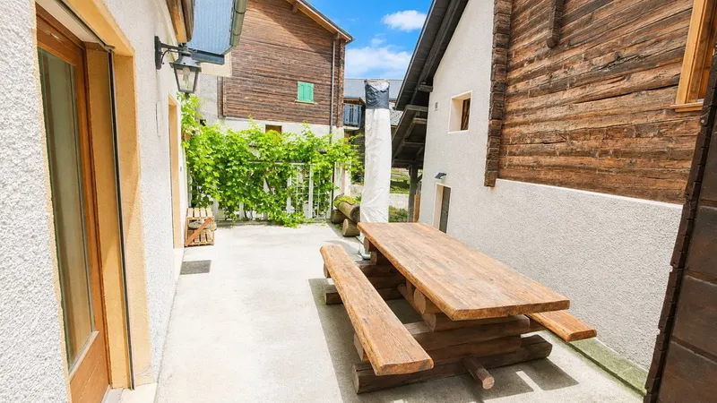 À louer  Superbe maison familiale de 6.5 pièces avec terrasse au cur de Lens - Photo 4