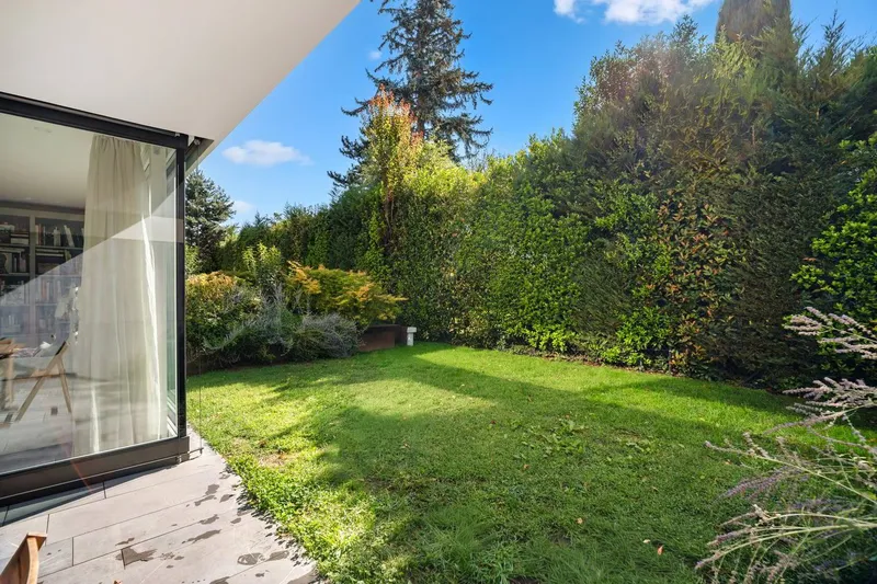 COLOGNY - Ravissante villa contemporaine - Photo 2