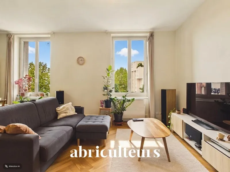 Appartement traversant de 80 m² avec cave, grenier et buanderie – Monplaisir, Lyon 3 - Photo 2