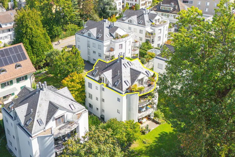 Grüner Ausblick und urbaner Komfort in Uster - Photo 2