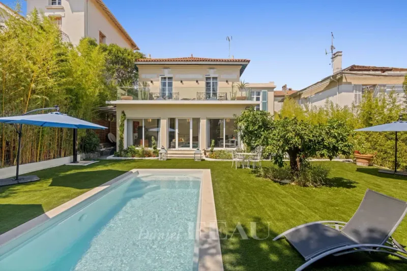 Maison à vendre, 5 pièces, 276 m², Le Cannet