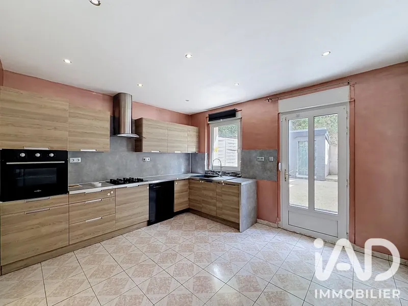 Vente Maison/villa 4 pièces - Photo 2