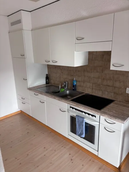 Gemütliche 2.5-Zimmer-Wohnung mit Balkon in Luterbach - Photo 3