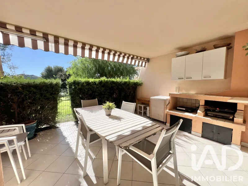 Vente Appartement 2 pièces - Photo 2
