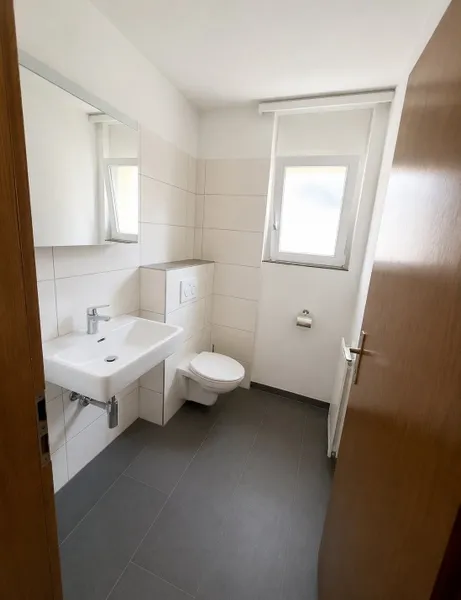 Grosszügige 5.5-Zimmerwohnung mit Cheminée und grossem Südbalkon - Photo 5