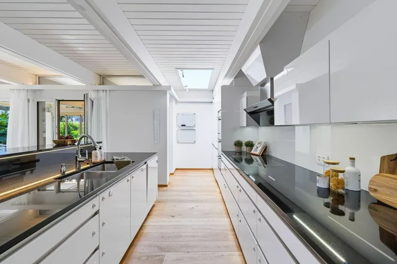 Exklusives 6½-Zimmer-Einfamilienhaus inklusive Einliegerwohnung - Photo 3