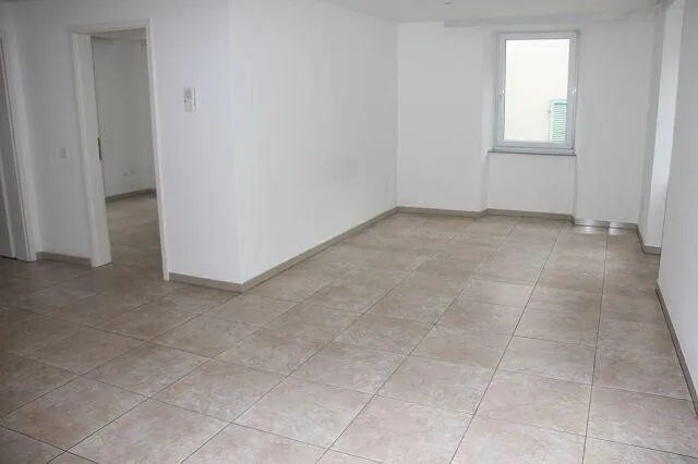 2-Zimmer-Wohnung im 1. OG im Dorfkern / 2-Zimmer-Wohnung im ersten Stock im Dorfkern - Photo 2