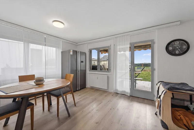 5.5-ROOM SEMI-DETACHED HOUSE WITH MOUNTAIN VIEWS - Photo 4
