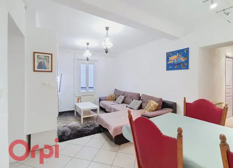 Appartement à vendre, 3 pièces, 54 m², Ollioules
