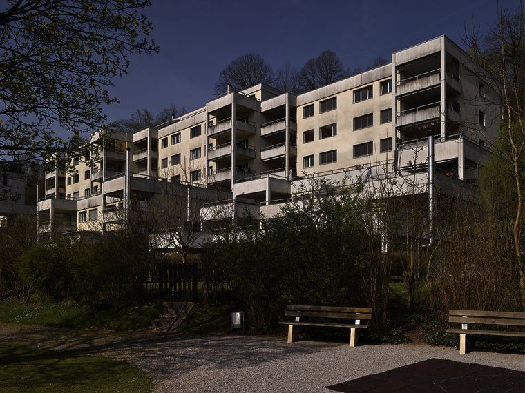 MIETEN OHNE KAUTION - Wohnung im Terrassenhaus mit viel Licht und Luft