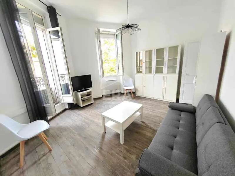 Appartement à louer, 3 pièces, Marseille