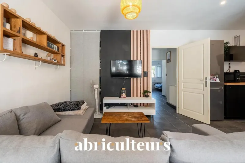 Appartement T3 en rez-de-jardin à Gardanne – Terrasse et parking privatif - Photo 3