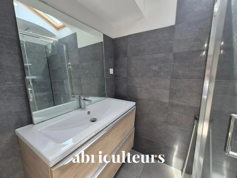 Ensemble immobilier à rénover en vente à Jarnac (16200) - Photo 5