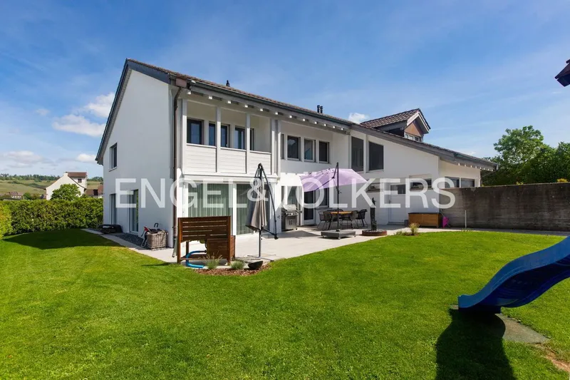 Modernes Wohngefühl mit Privatsphäre und Komfort auf höchstem Niveau - Photo 2