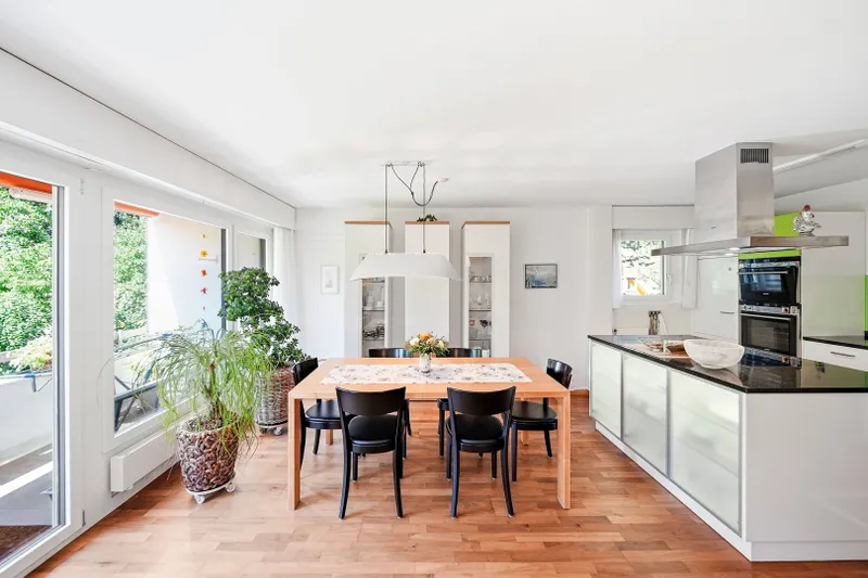 5.5-ROOM APARTMENT IN LUZERN NEAR LAKE LUCERNE - Photo 3