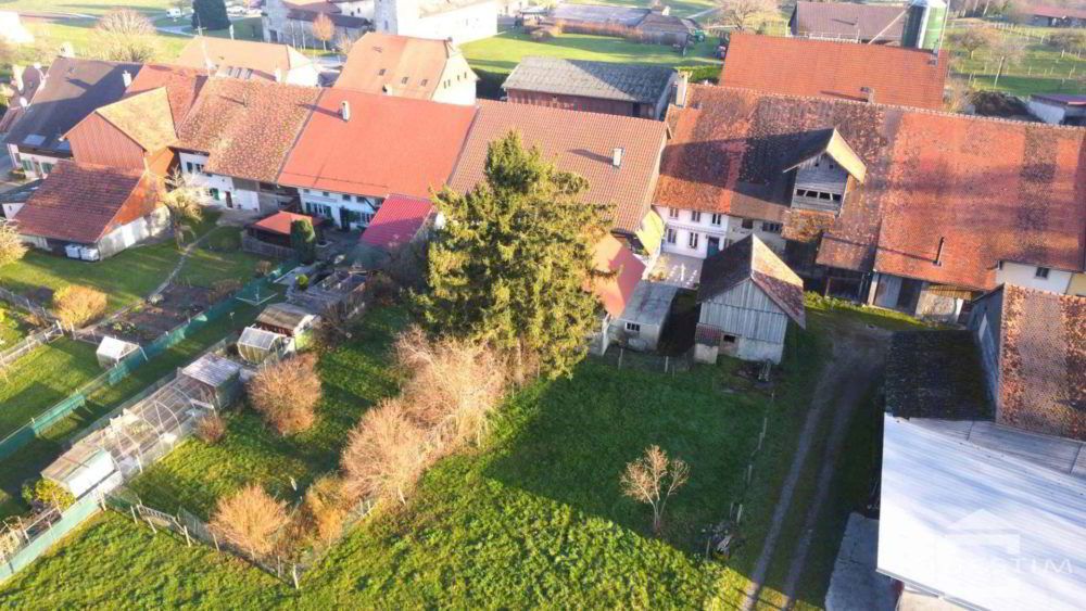 Maison villageoise avec grand rural