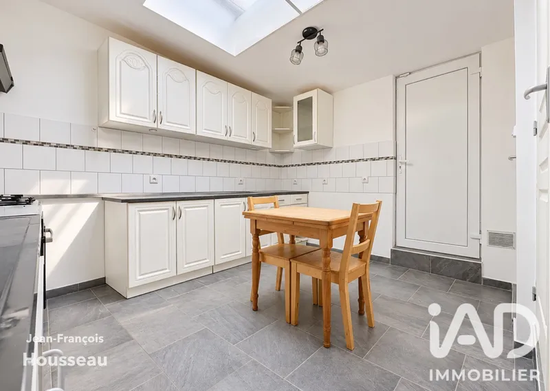 Vente Maison/villa 5 pièces - Photo 2