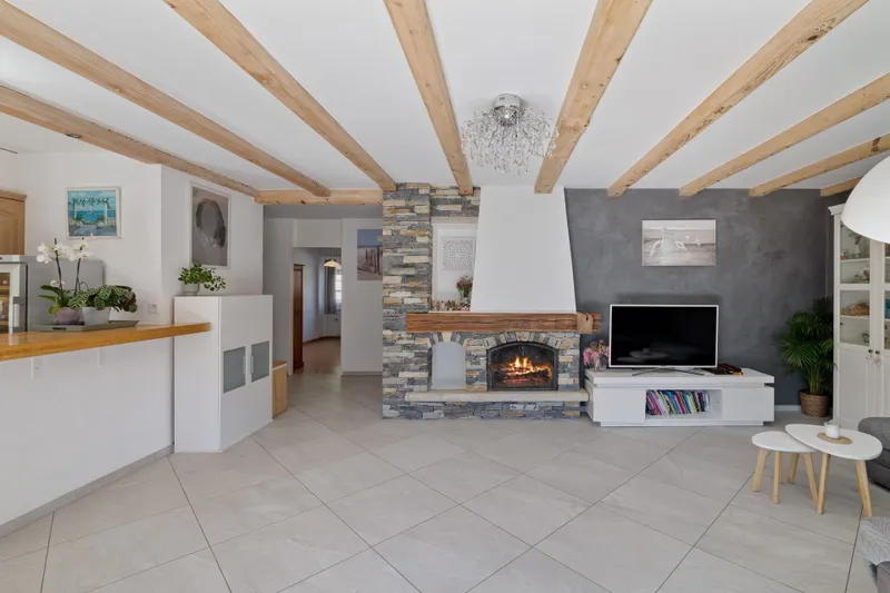Bel appartement rénové dans le charmant village de Noës - Photo 5