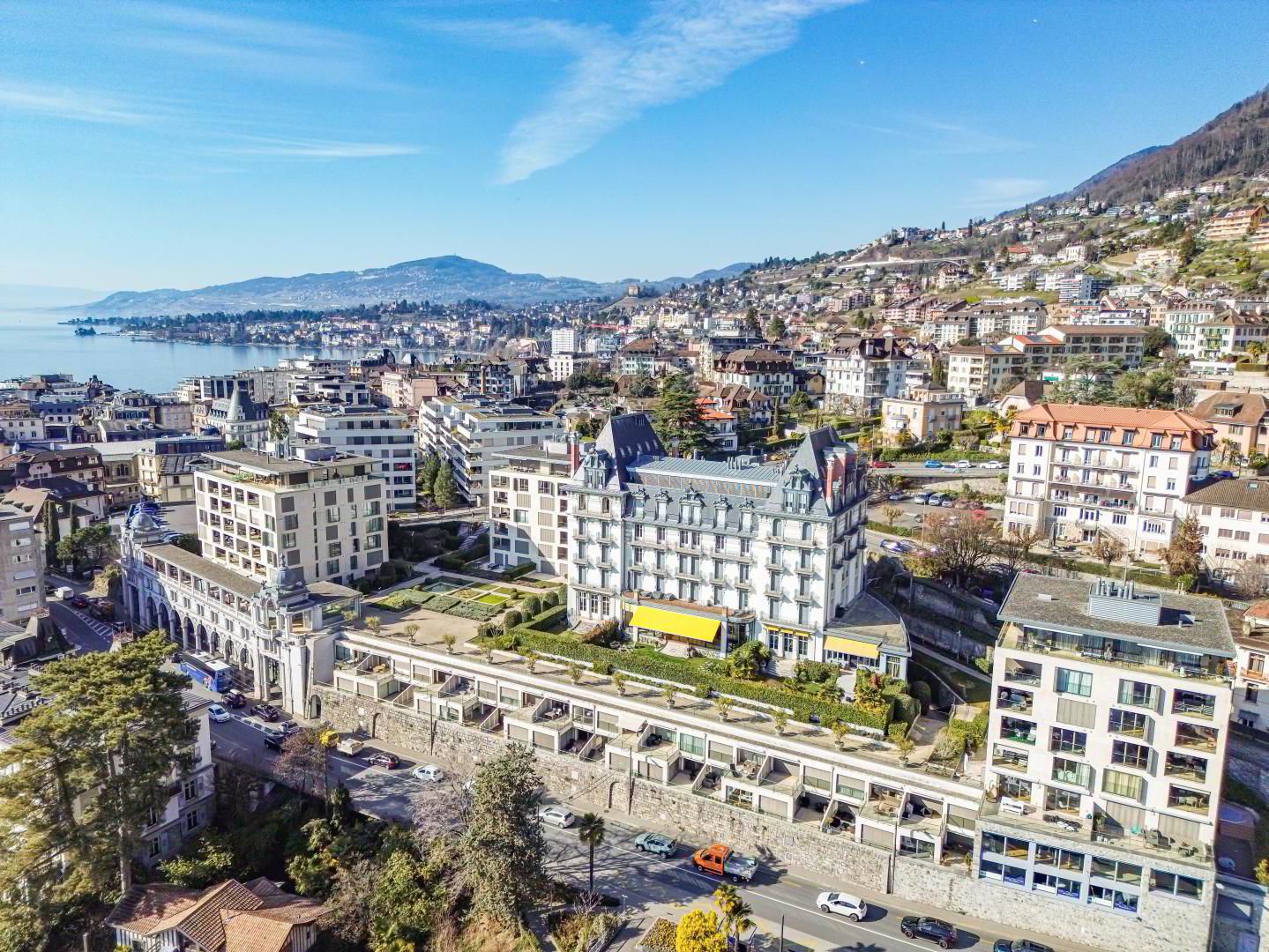 Appartement d’exception avec une vue panoramique sur le lac !