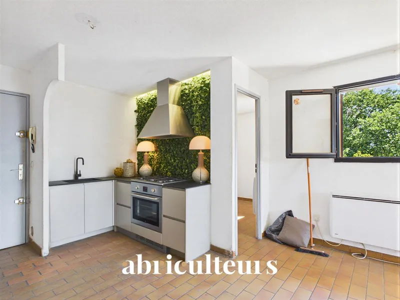 Appartement entièrement rénover en vente dans le Quartier Saint Jacques Grasse (06130) - Photo 3