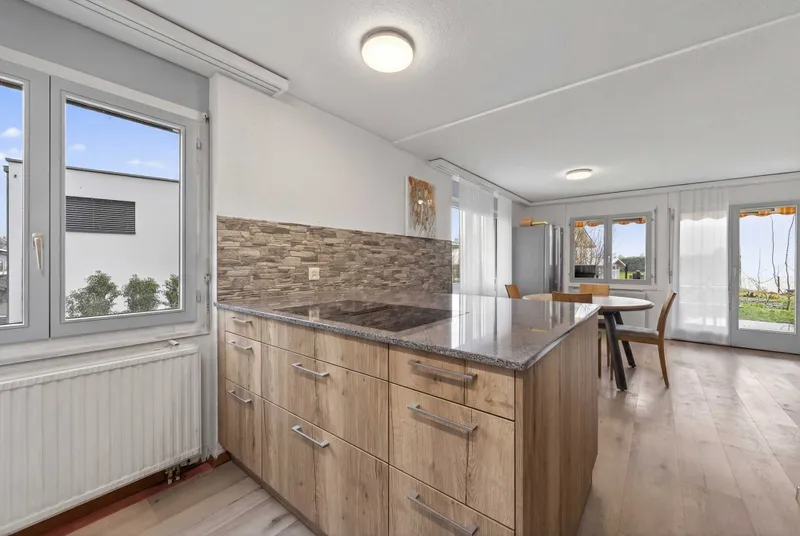 5.5-ROOM SEMI-DETACHED HOUSE WITH MOUNTAIN VIEWS - Photo 5
