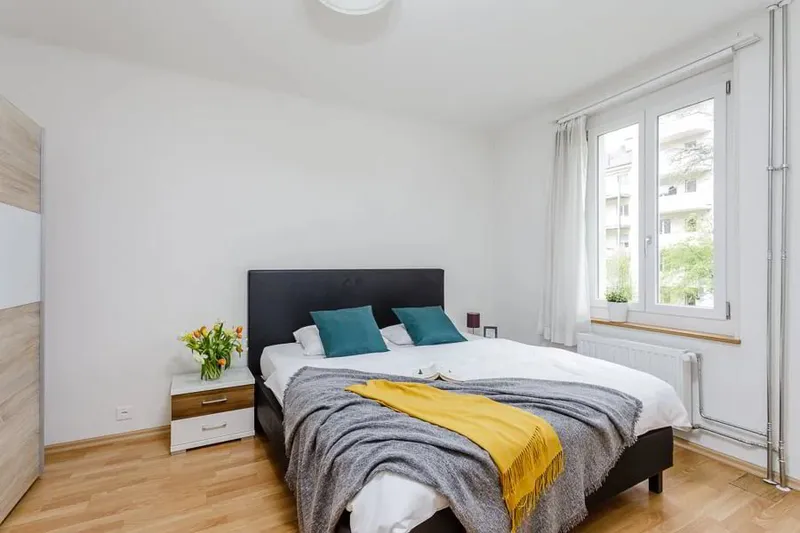 Möblierte 3.5 Zimmer Wohnung in bester Lage - Photo 4