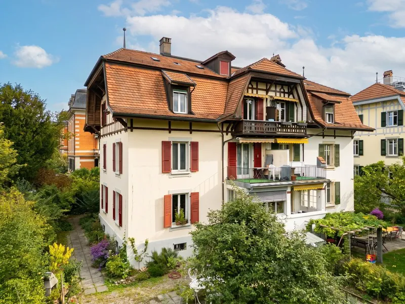 HISTORISCHES ALTBAUJUWEL - MEHRFAMILIENHAUS IM BERNER OBSTBERGQUARTIER - Photo 2